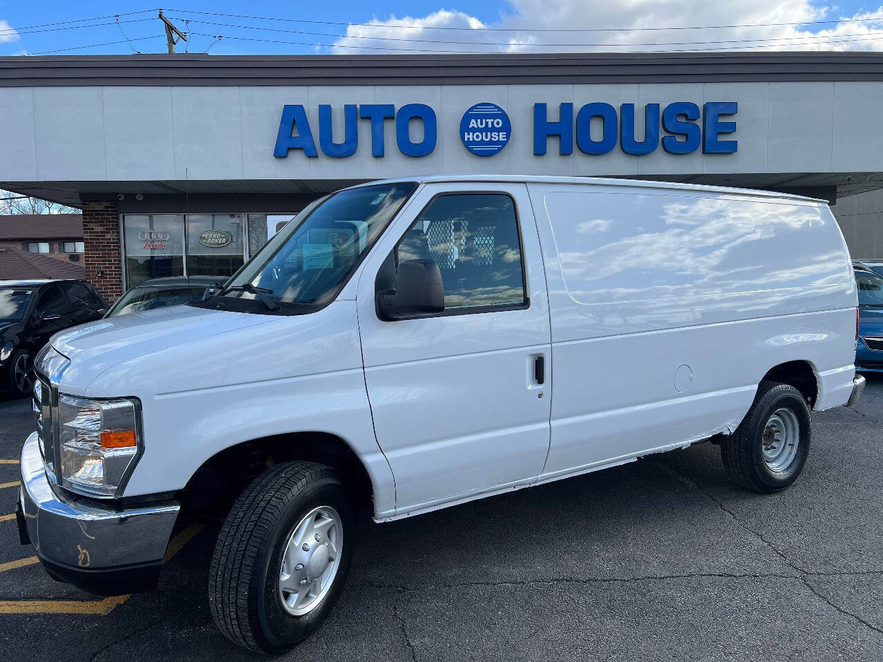 Used 2013 Ford E-250 and Econoline 250 w/ Commercial Cargo Van Pkg image 7