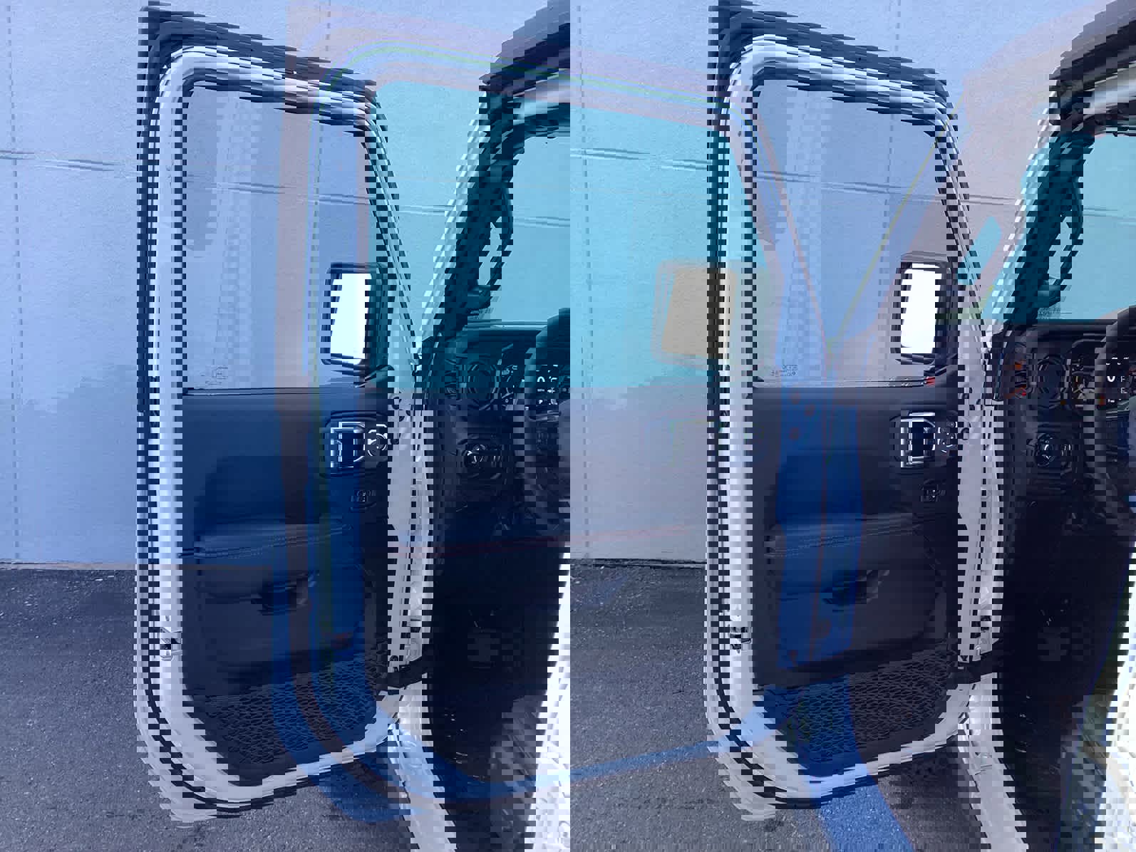 New 2026 Jeep Wrangler Unlimited Rubicon w/ Safety Group image 14