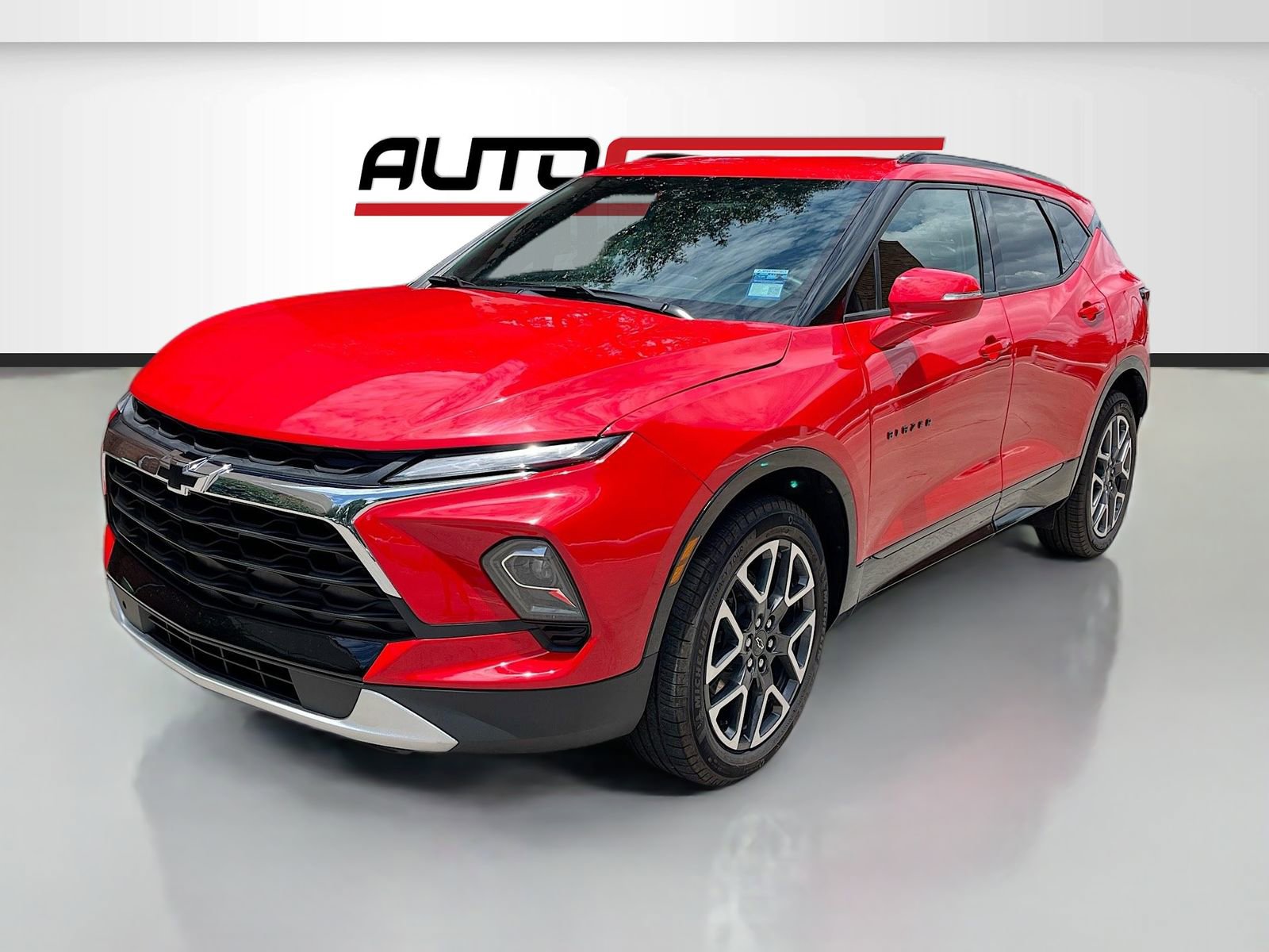 Used 2024 Chevrolet Blazer RS w/ Enhanced Convenience Package image 3