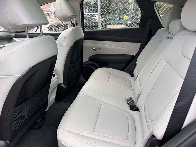 Certified 2025 Hyundai Tucson SEL AWD/4WD image 17