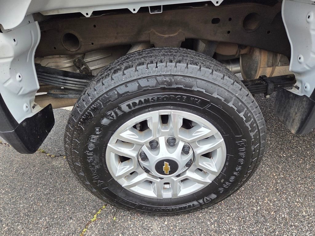 Used 2025 Chevrolet Silverado 2500 LT w/ Convenience Package image 13