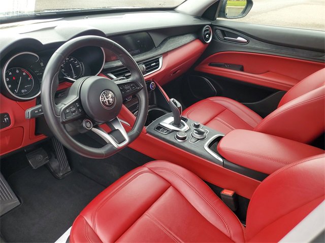 Used 2021 Alfa Romeo Stelvio Sprint w/ Nero Edizione image 21