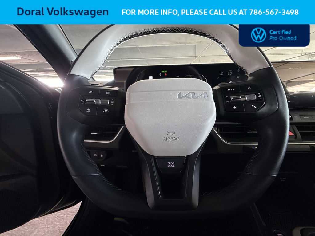 Used 2025 Kia K4 GT-Line image 15