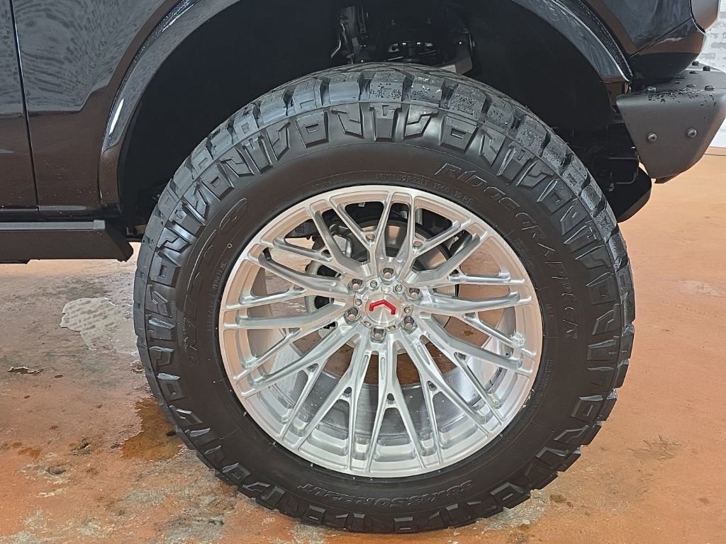 New 2025 Ford Bronco Badlands image 15