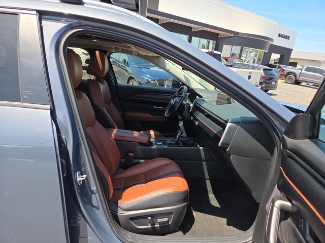Used 2023 MAZDA CX-50 Meridian Edition w/ Apex Package AWD/4WD image 17