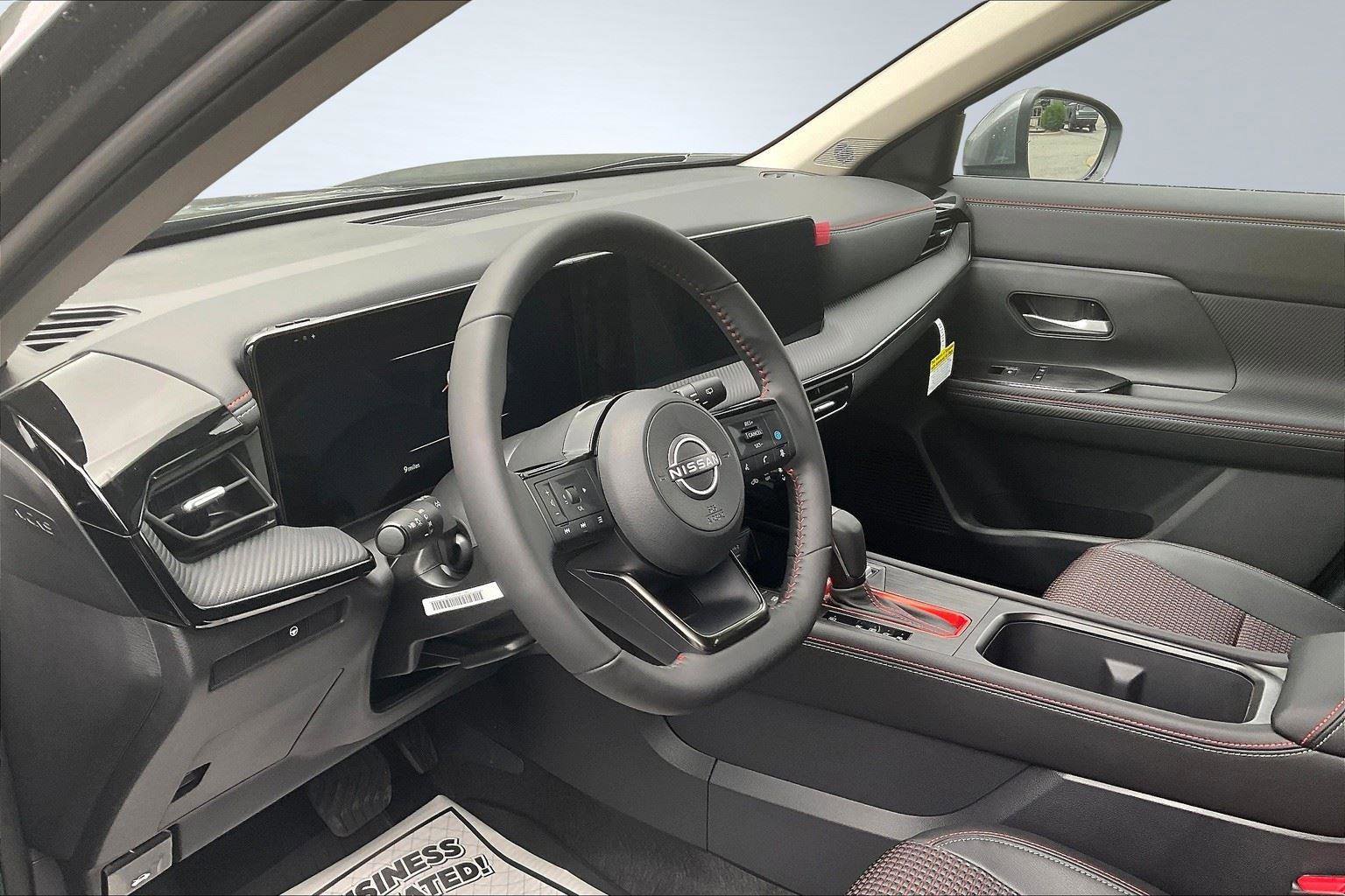 New 2025 Nissan Kicks SR image 7