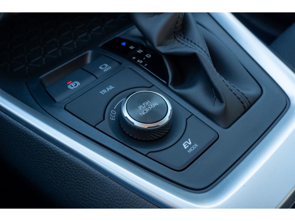 New 2025 Toyota RAV4 LE image 24