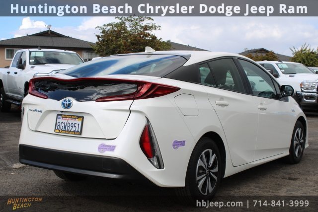 Used 2018 Toyota Prius Prime Plus image 5