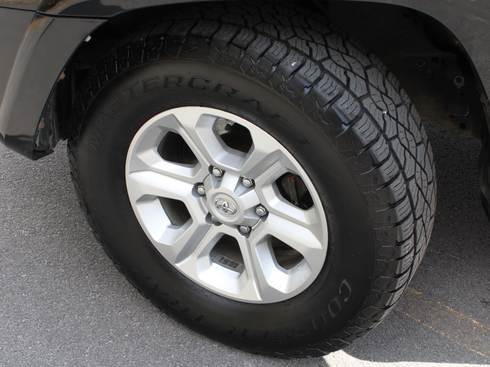 Used 2021 Toyota 4Runner SR5 Premium w/ Moonroof Package image 19