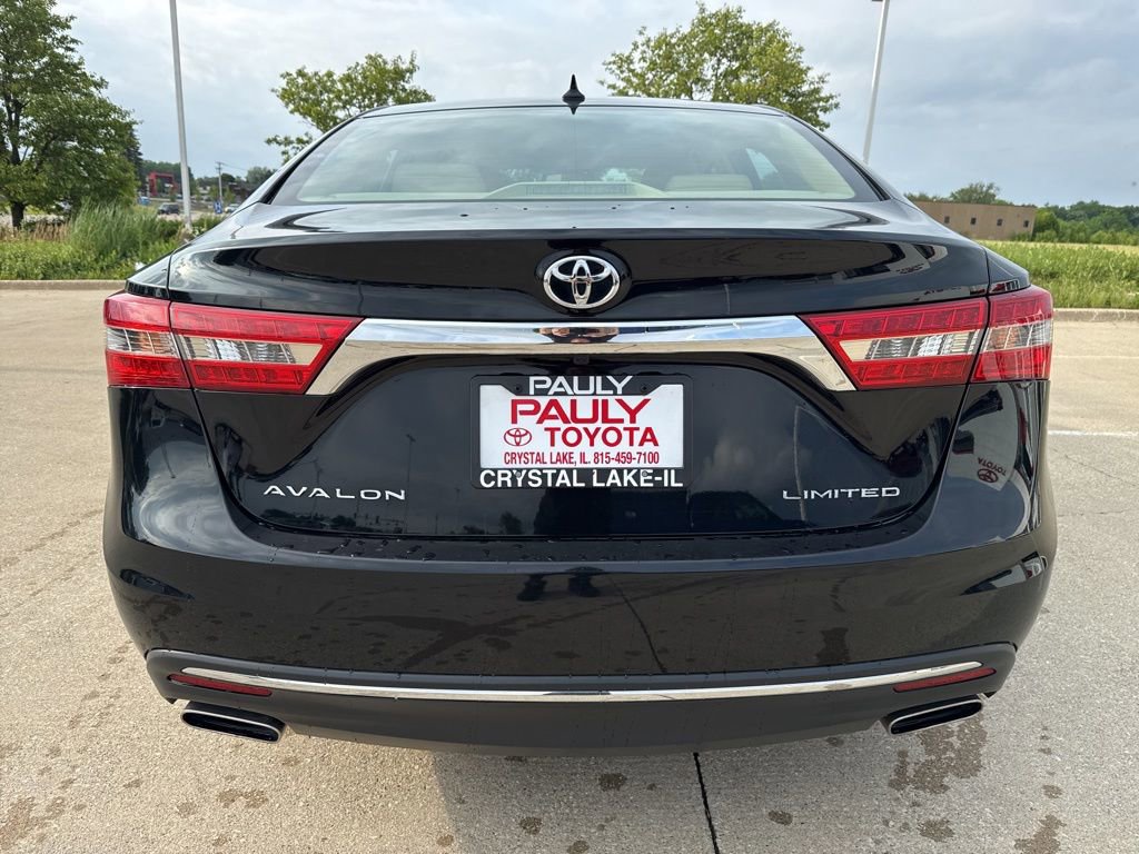 Used 2018 Toyota Avalon Limited FWD image 4