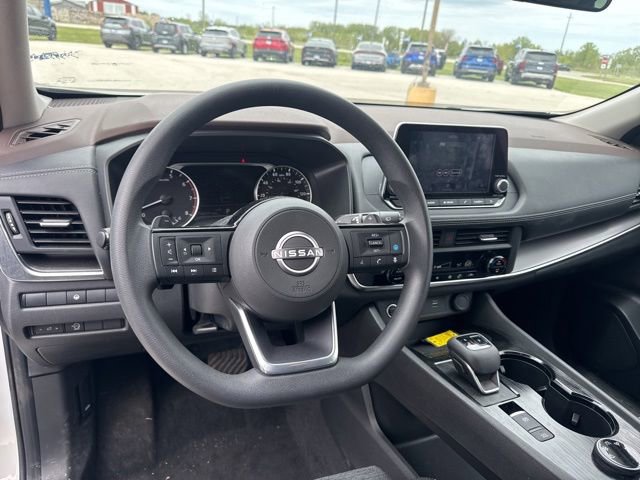 Used 2023 Nissan Rogue SV AWD/4WD image 22