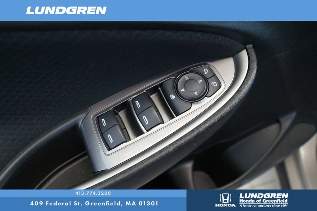 Used 2023 Chevrolet Malibu LT image 16