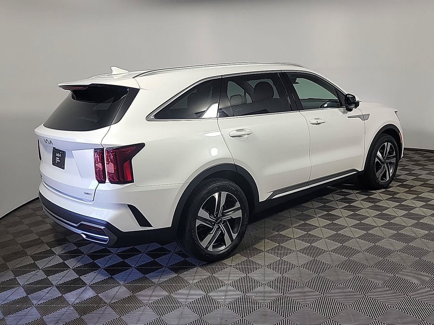 Certified 2023 Kia Sorento SX Prestige AWD/4WD image 4