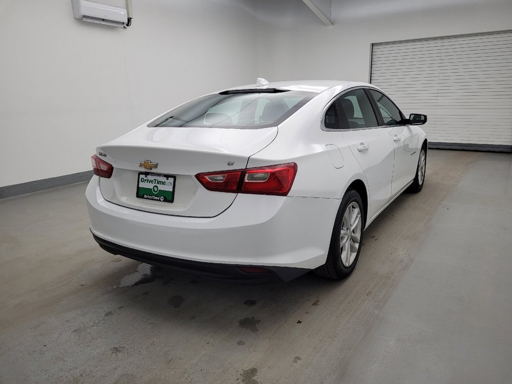 Used 2016 Chevrolet Malibu LT image 10