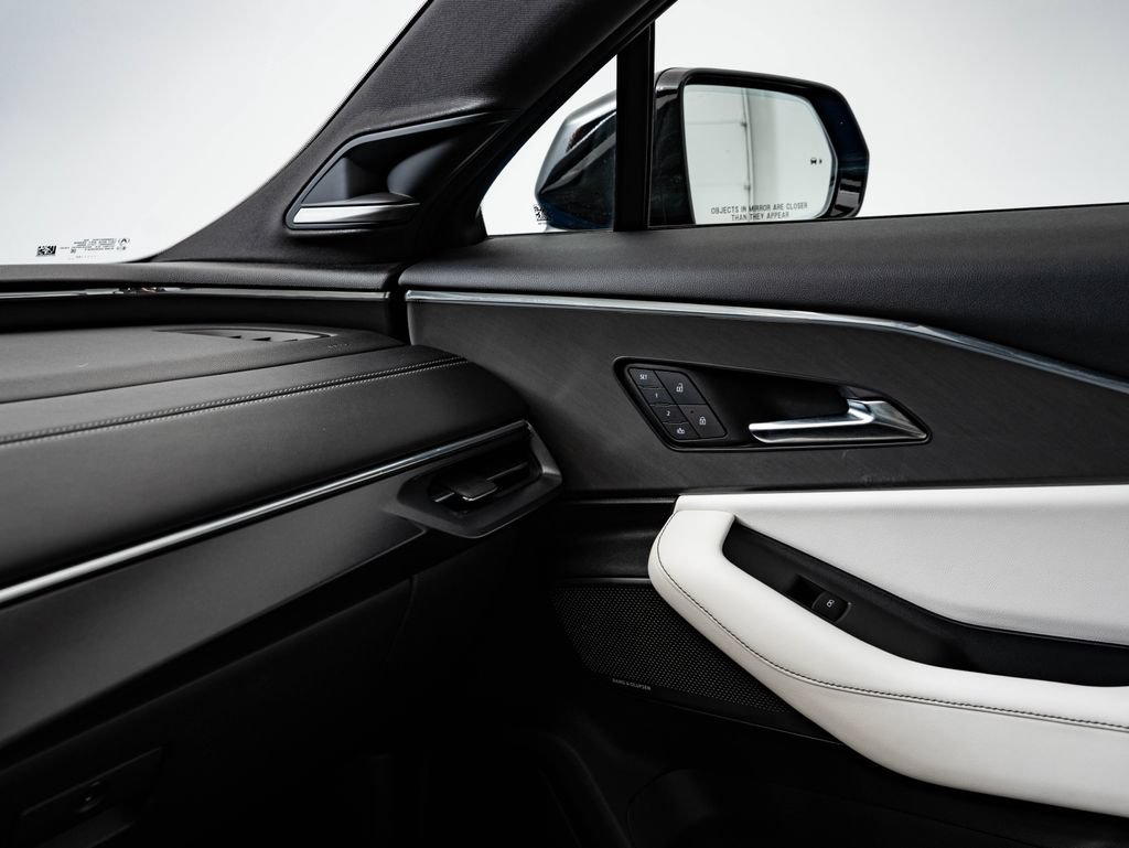 Certified 2024 Acura ZDX Type S AWD/4WD image 41