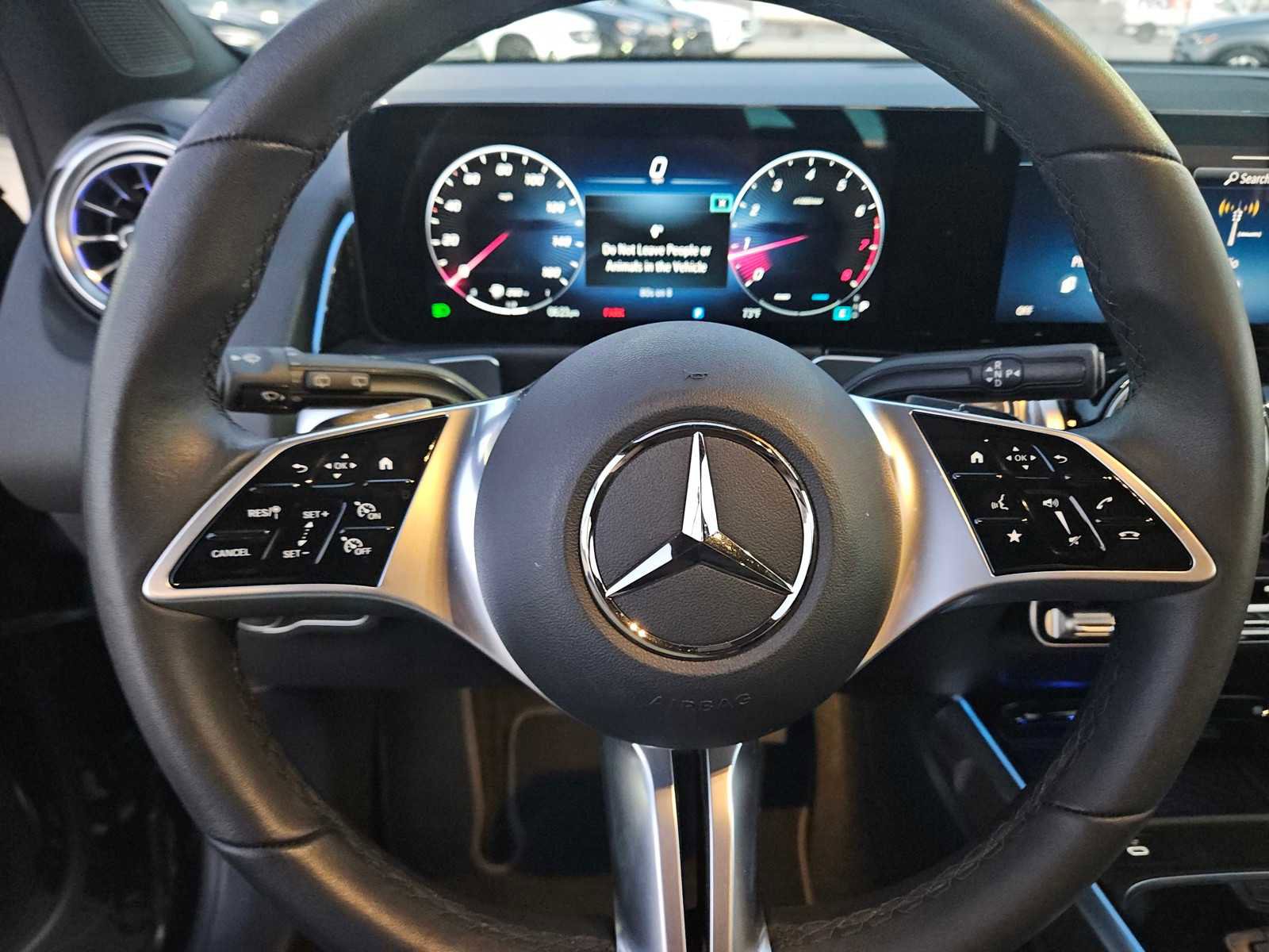 Used 2025 Mercedes-Benz GLB 250 image 16