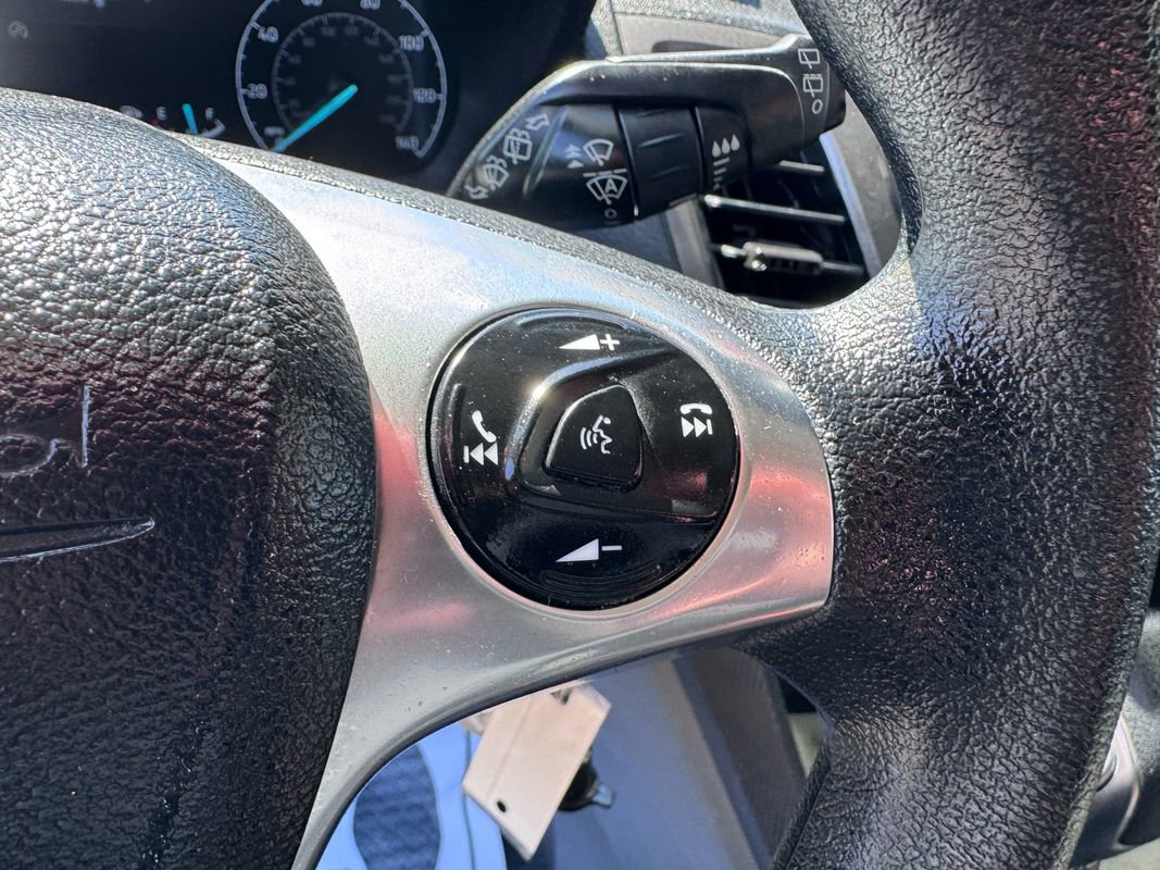 Used 2020 Ford Transit Connect XLT FWD image 17
