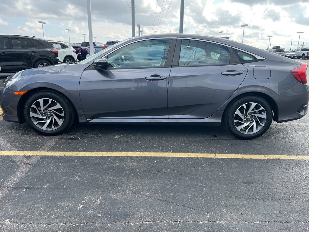 Used 2018 Honda Civic EX image 4