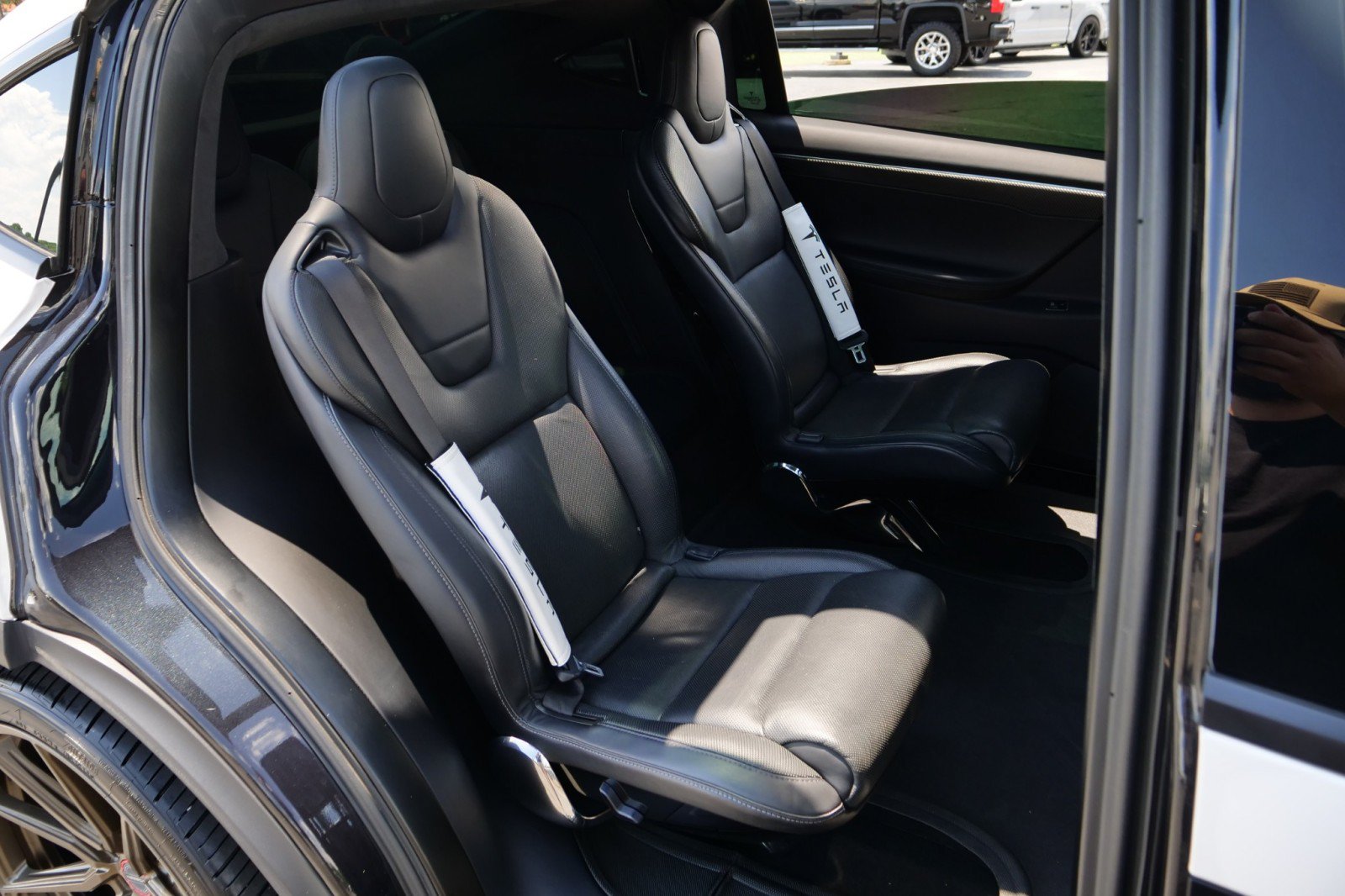 Used 2016 Tesla Model X 90D AWD/4WD image 30