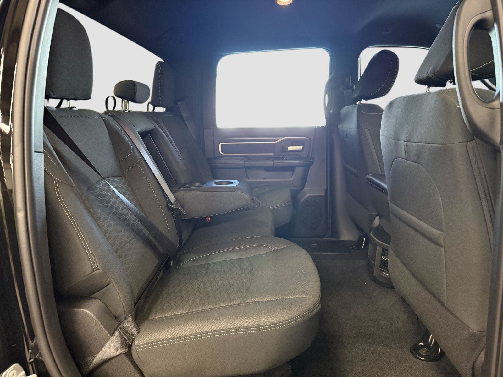 New 2026 RAM 2500 Big Horn AWD/4WD image 33