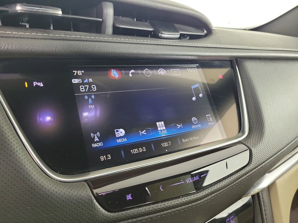 Used 2018 Cadillac XT5 FWD image 24