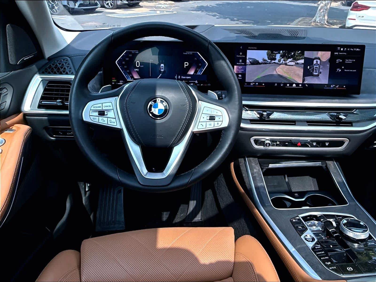 Used 2025 BMW X7 xDrive40i w/ Premium Package AWD/4WD image 11