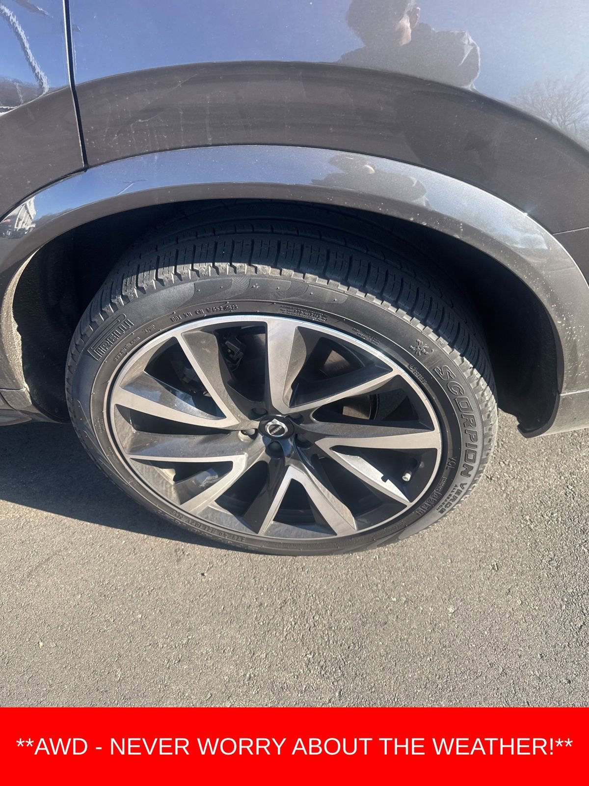 Used 2023 Volvo XC90 B6 Plus w/ Protection Package Premier image 4