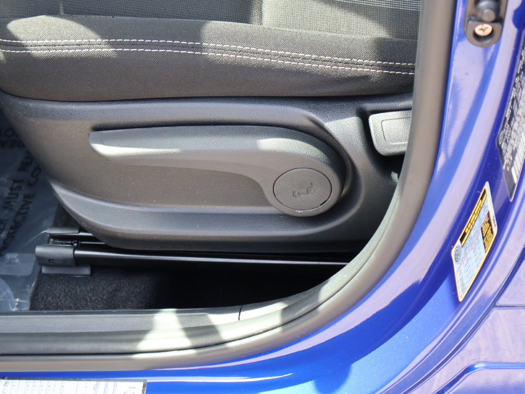 Used 2025 Hyundai Venue SEL FWD image 22