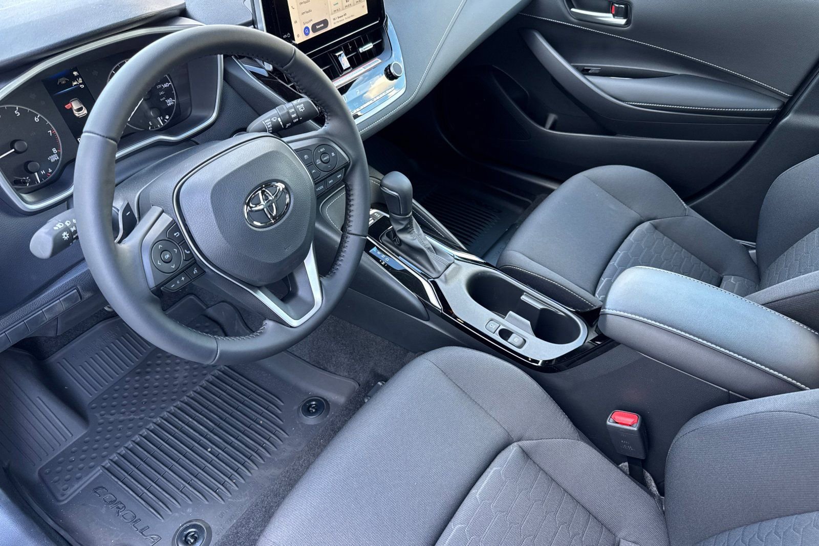 New 2026 Toyota Corolla SE image 9