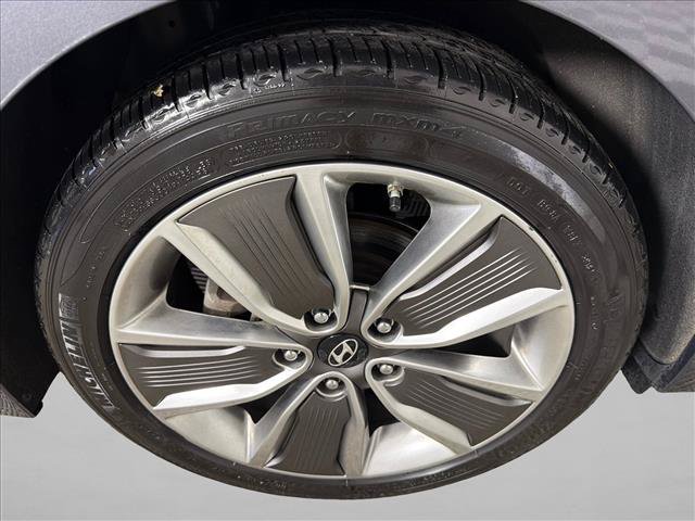 Used 2019 Hyundai Ioniq Limited FWD image 18