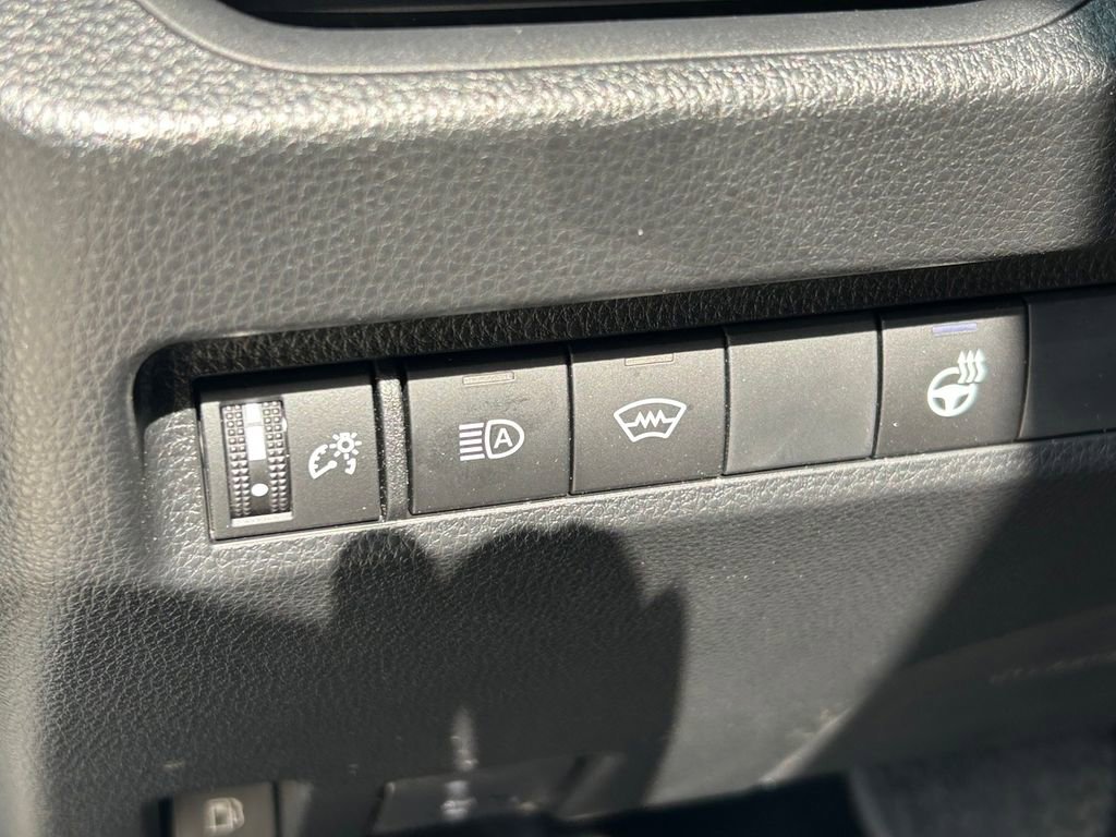 Used 2025 Toyota RAV4 XLE Premium w/ Weather Package AWD/4WD image 27
