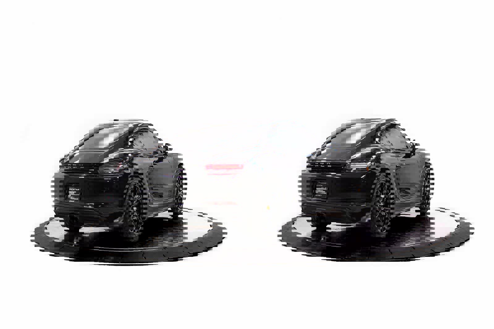 Certified 2024 Porsche 718 Cayman image 7