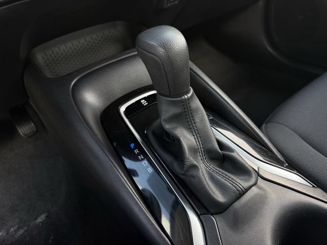 Used 2025 Toyota Corolla LE FWD image 20