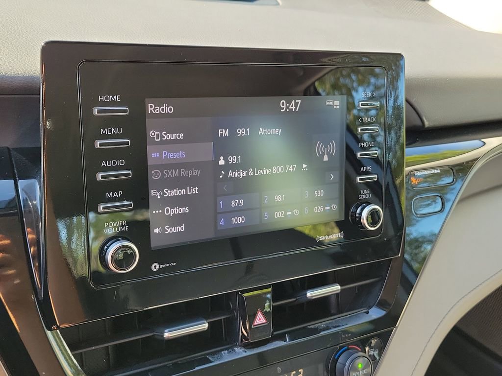 Used 2023 Toyota Camry SE w/ Convenience Package FWD image 27