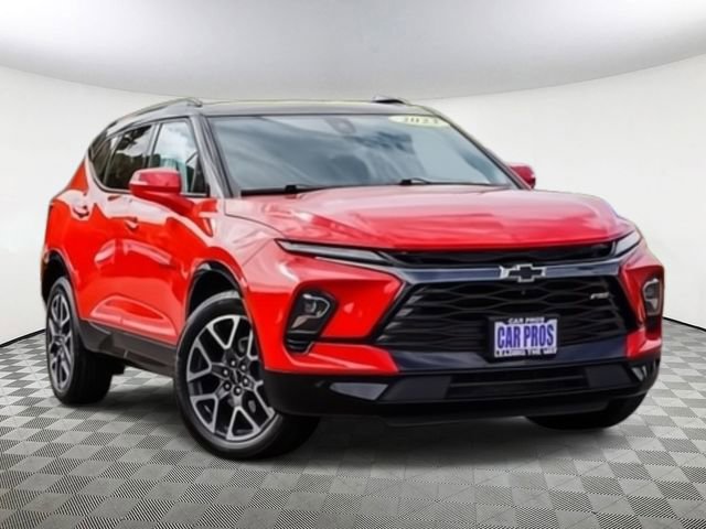 Used 2023 Chevrolet Blazer RS w/ Driver Confidence II Package image 3