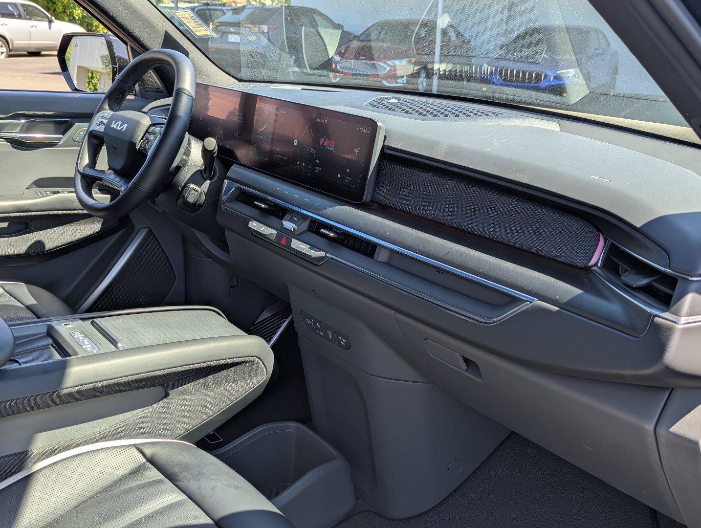 Used 2024 Kia EV9 GT-Line AWD/4WD image 48