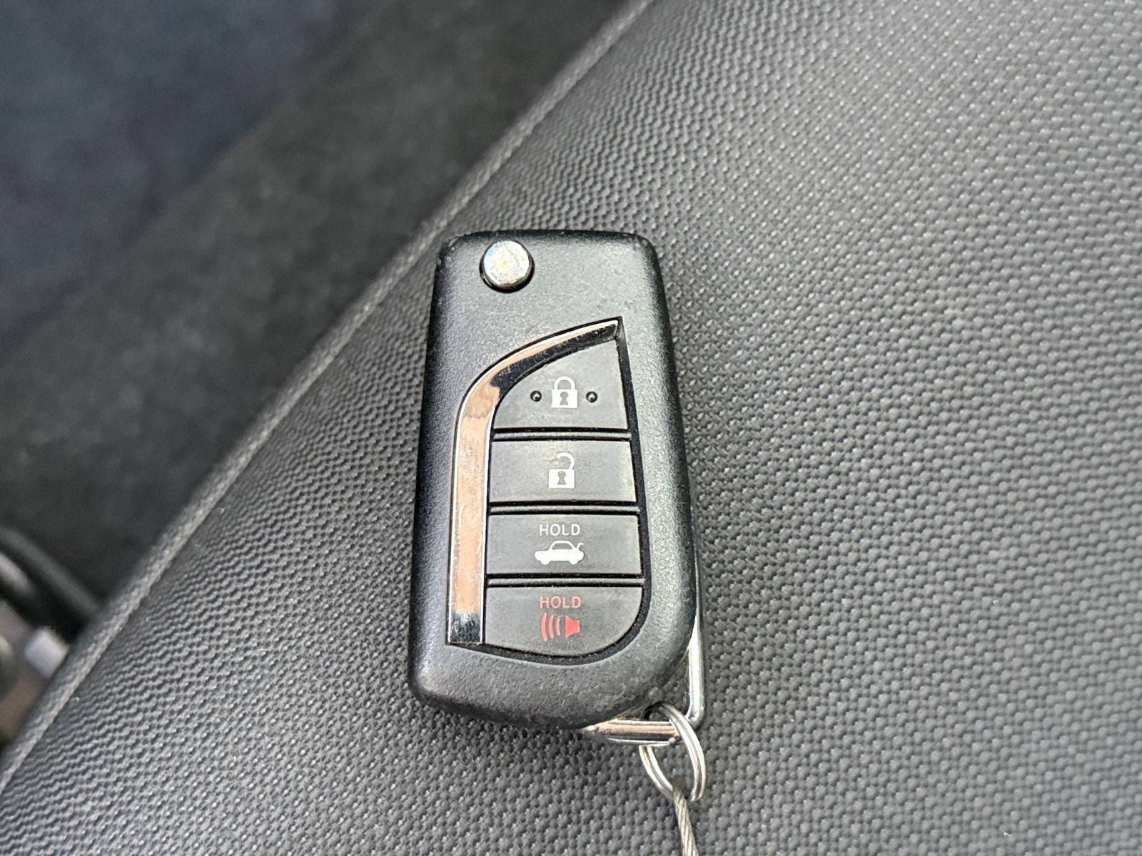 Used 2025 Toyota Corolla LE FWD image 22