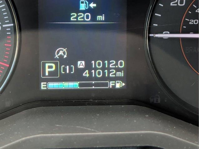 Used 2023 Subaru Crosstrek 2.0i Premium image 33