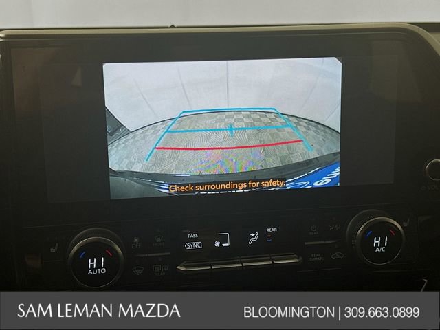 Used 2024 Toyota Highlander XLE image 13