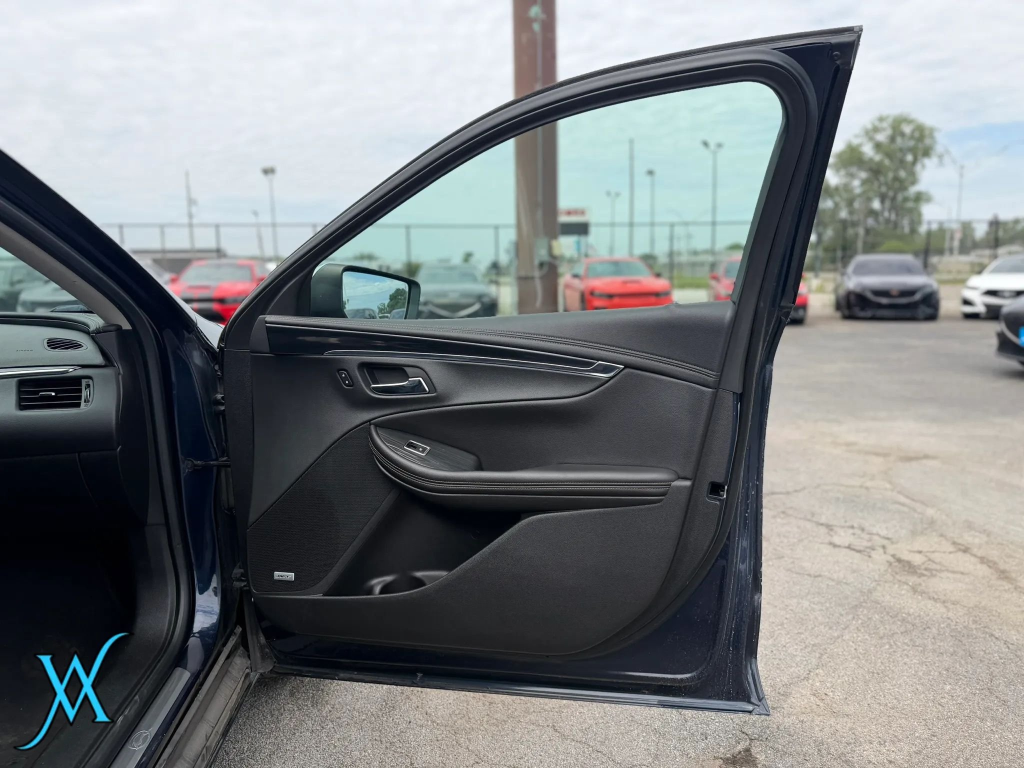 Used 2019 Chevrolet Impala Premier FWD image 19