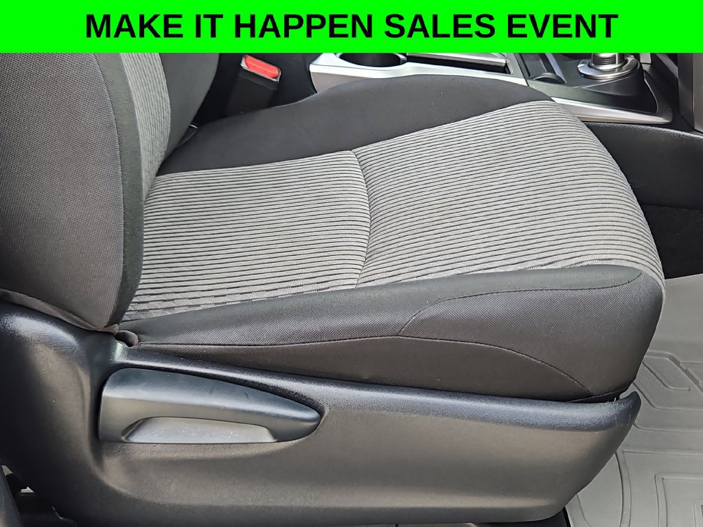 Used 2021 Toyota 4Runner SR5 AWD/4WD image 28