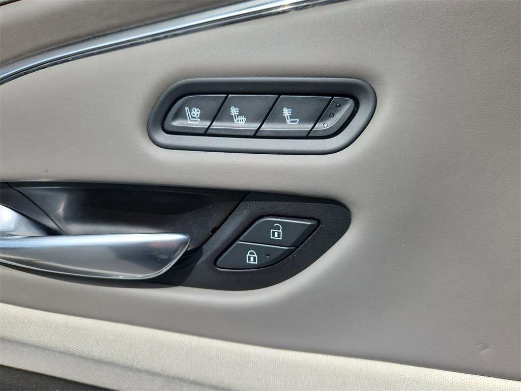 Used 2021 Cadillac Escalade Sport Platinum image 25