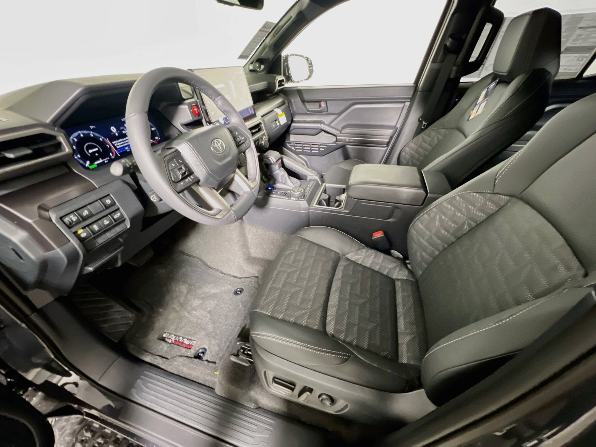 New 2026 Toyota 4Runner TRD Off-Road Premium AWD/4WD image 14