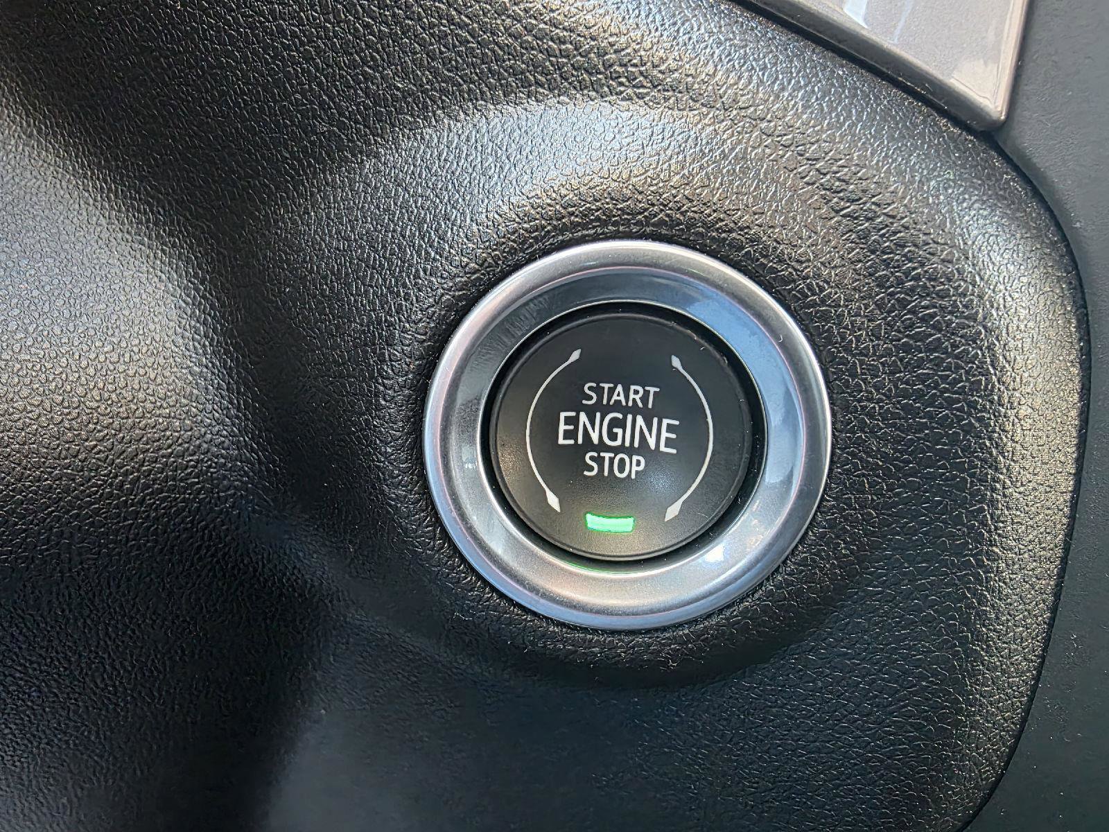 Used 2024 Chevrolet Silverado 2500 Custom image 12