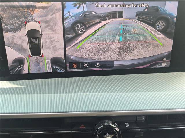 Certified 2025 Nissan Murano SL w/ Cargo Package AWD/4WD image 14
