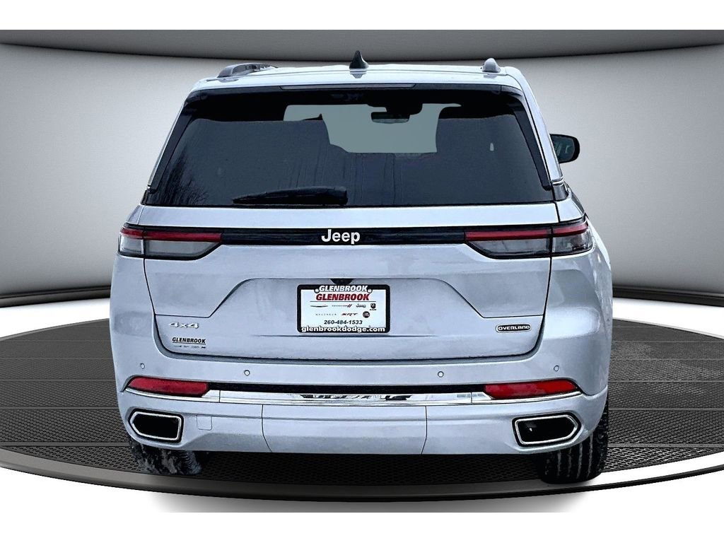 Certified 2025 Jeep Grand Cherokee Overland w/ Luxury Tech Group IV image 5