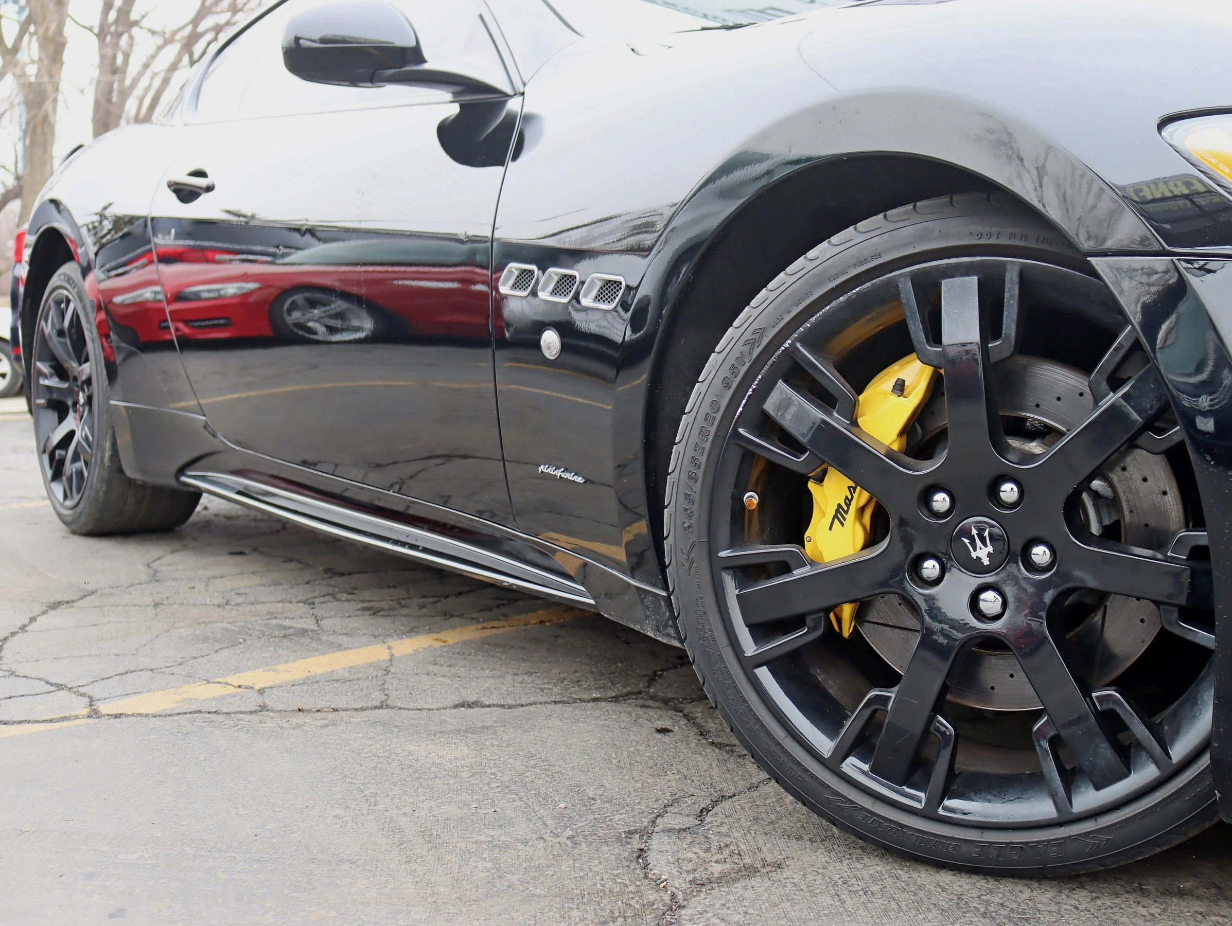 Used 2013 Maserati GranTurismo MC RWD image 5