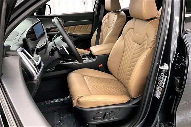 Used 2024 Kia Sorento SX Prestige w/ Olive Brown Leather Package image 21