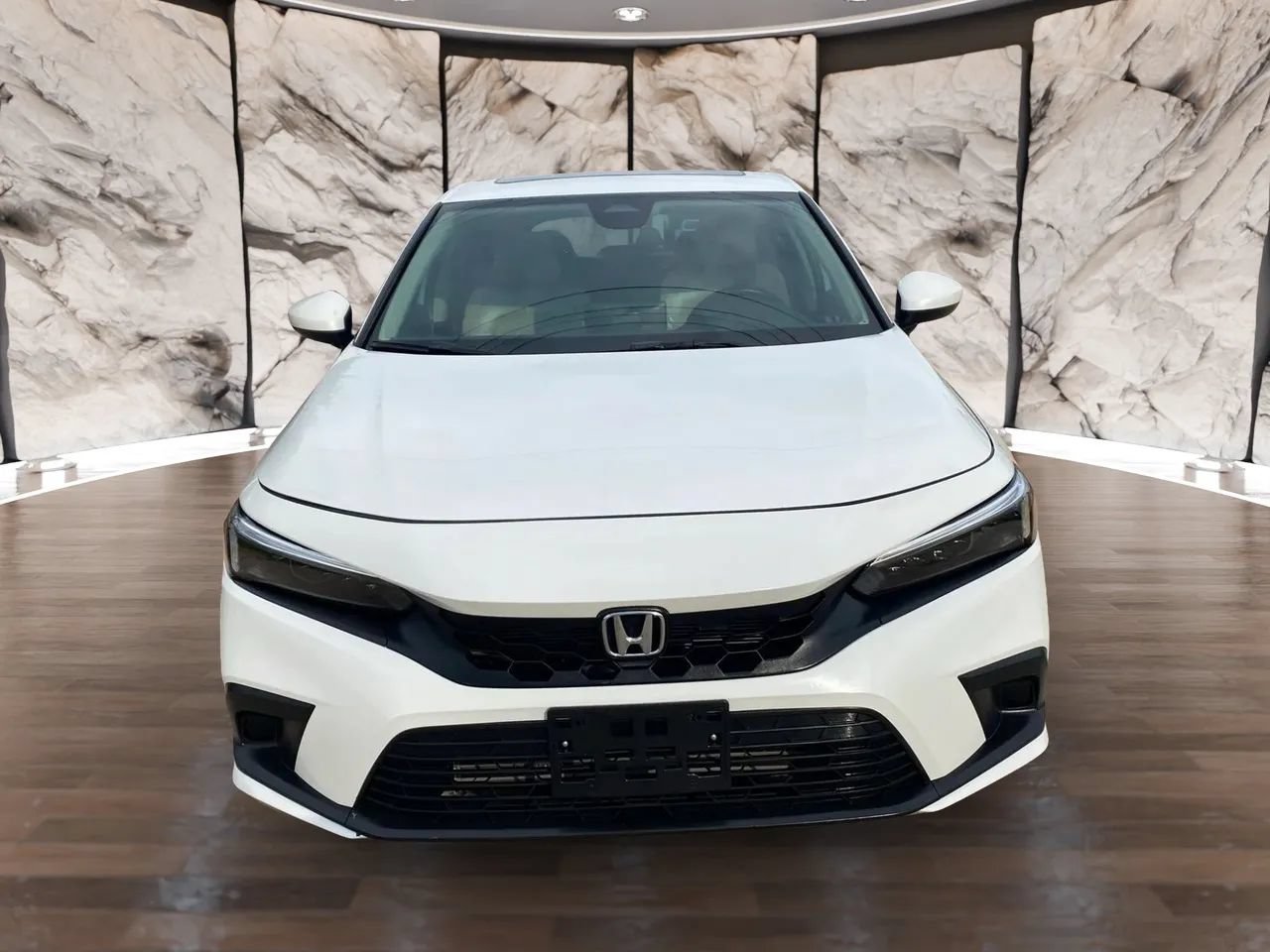 Used 2023 Honda Civic EX-L image 2