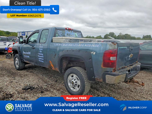 Used 2011 Chevrolet Silverado 2500 W/T w/ Snow Plow Prep Package AWD/4WD image 3